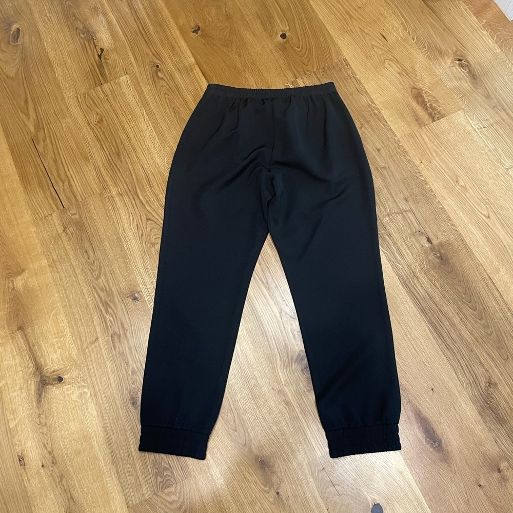 Askari Black Joggers Size Large Worn Once. Dress them up or down